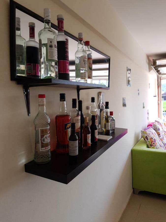 Larnaca Mansion Ideal For 3 Families Or More Exterior foto